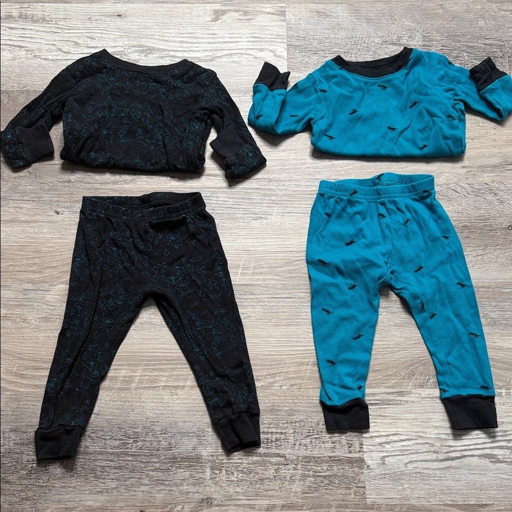 Carter's Teal and Black Pajama bundle Size 12 M